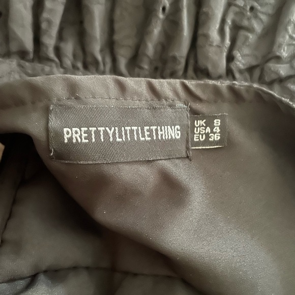 Pretty little thing black ruffle dress - Picture 4 of 5